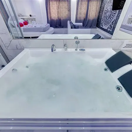 Hotel Capri Spa 3*